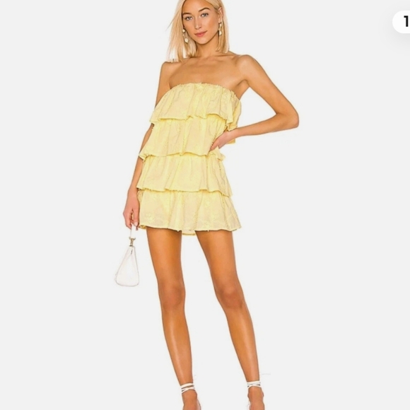 Tularosa Dresses & Skirts - Tularosa Revolve Finely Pastel Yellow Dress Medium